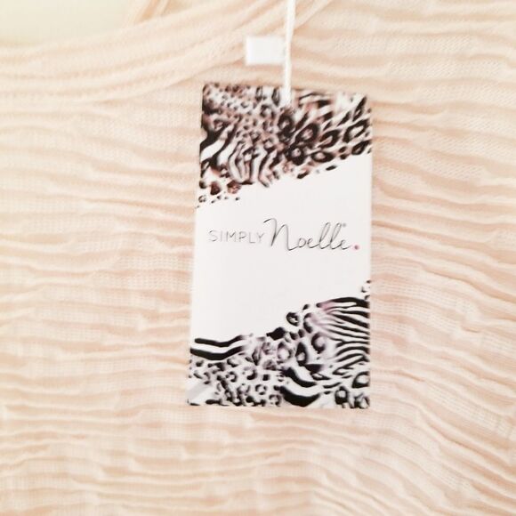 Simply Noelle textured top w/pockets oversized - Picture 2 of 10